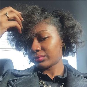 Meet your Posher, Chasiti